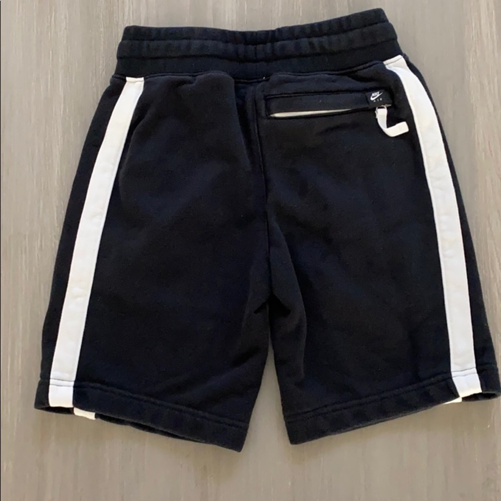 Nike Air Boys Sweat-shorts - Picture 3 of 3